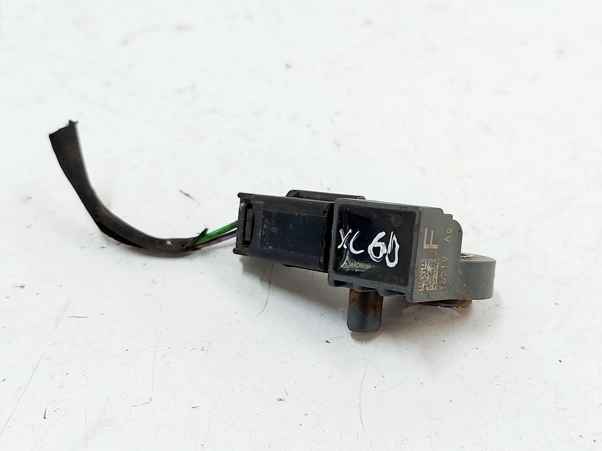 Sensor de impacto Volvo XC60 II 31451528
