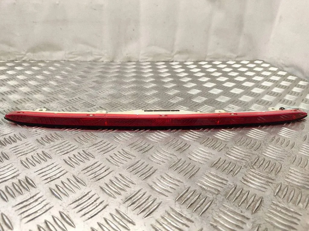 Tredje bromsljus Honda Civic 135V25W 2007