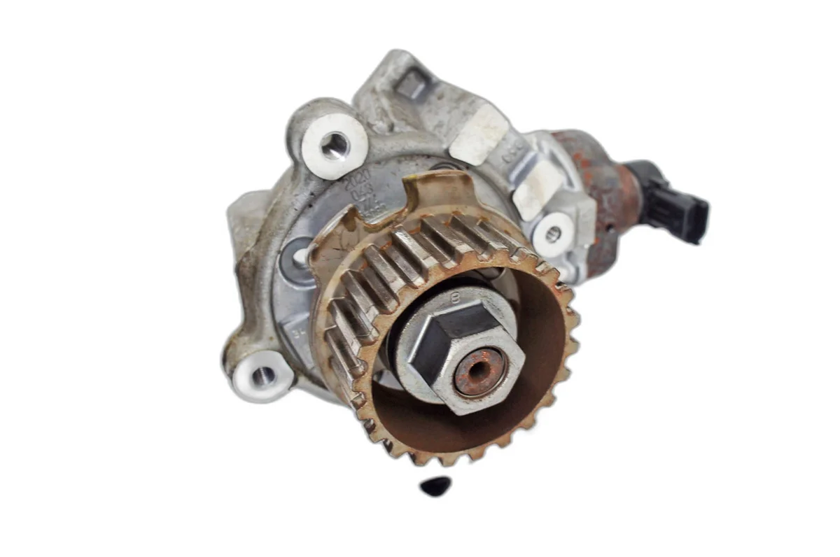 Ford Focus mk4 1.5 TDCI Fuel Injection Pump 0445010781