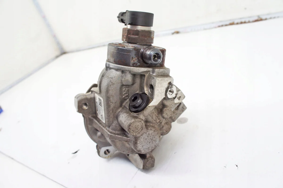 Polttoainepumppu Ford Focus 1.5 TDCI 0445010781 image 4