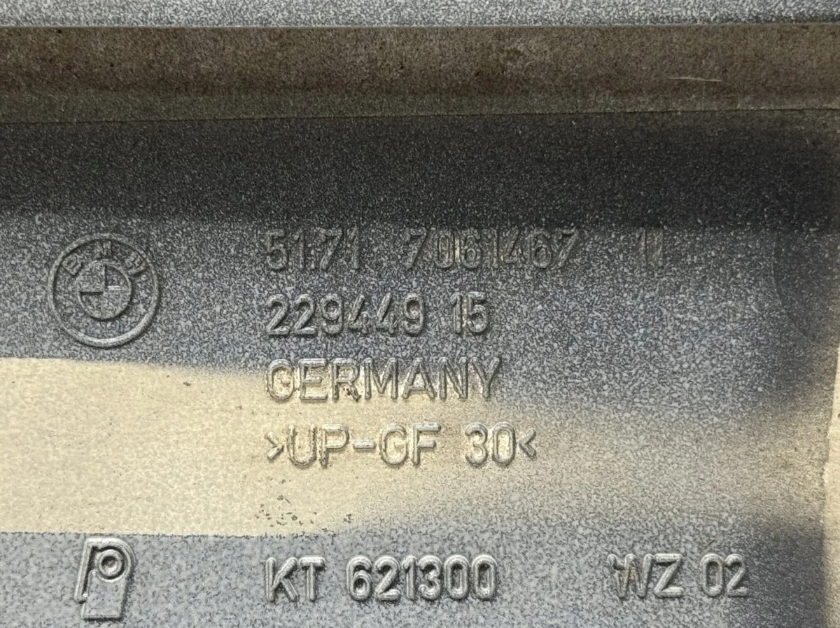 BMW 5 E60 E61 Spoiler kofferbak 51717061467 image 3