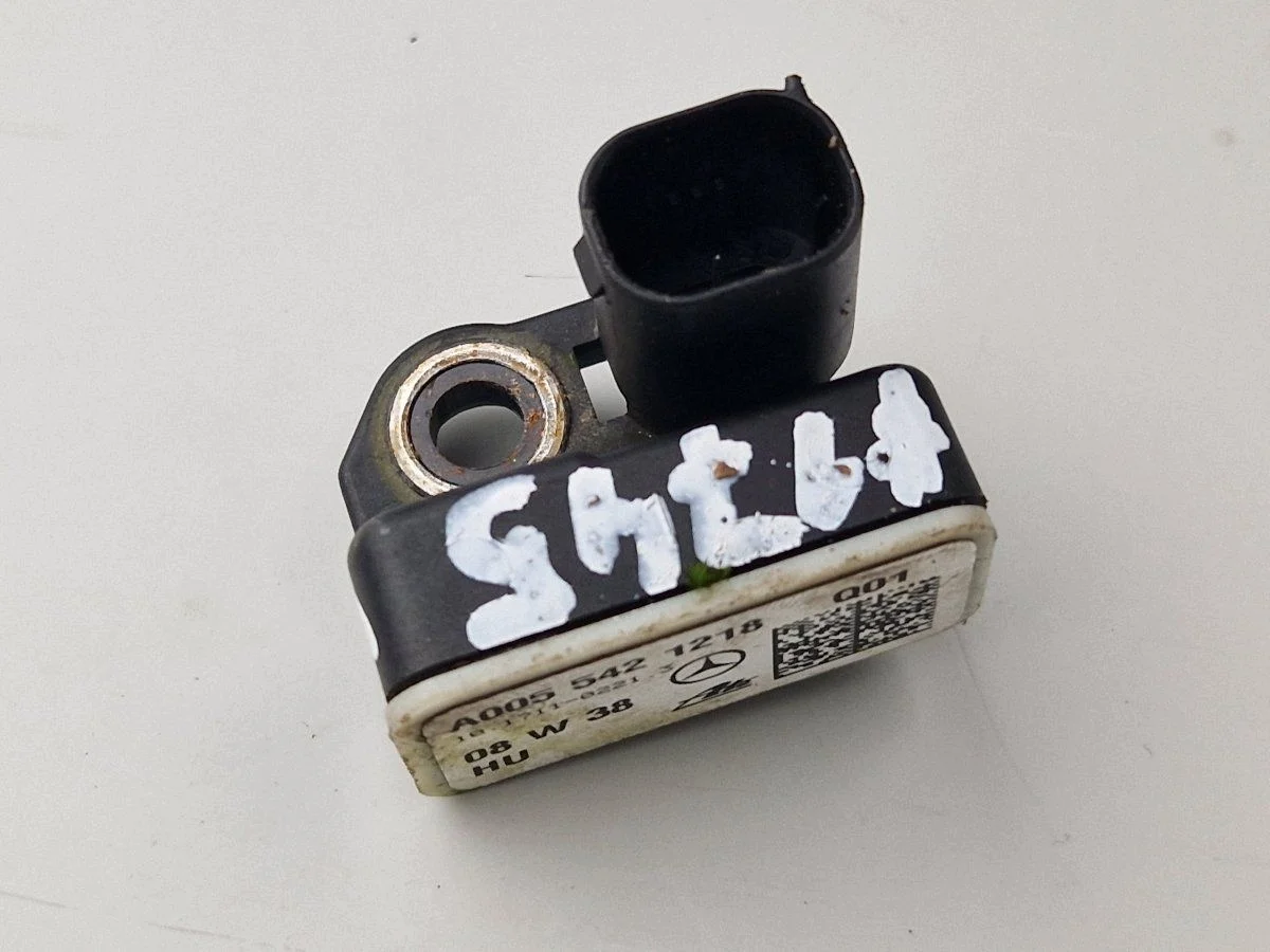 Sensor de impacto Mercedes Classe C W204 A0055421218