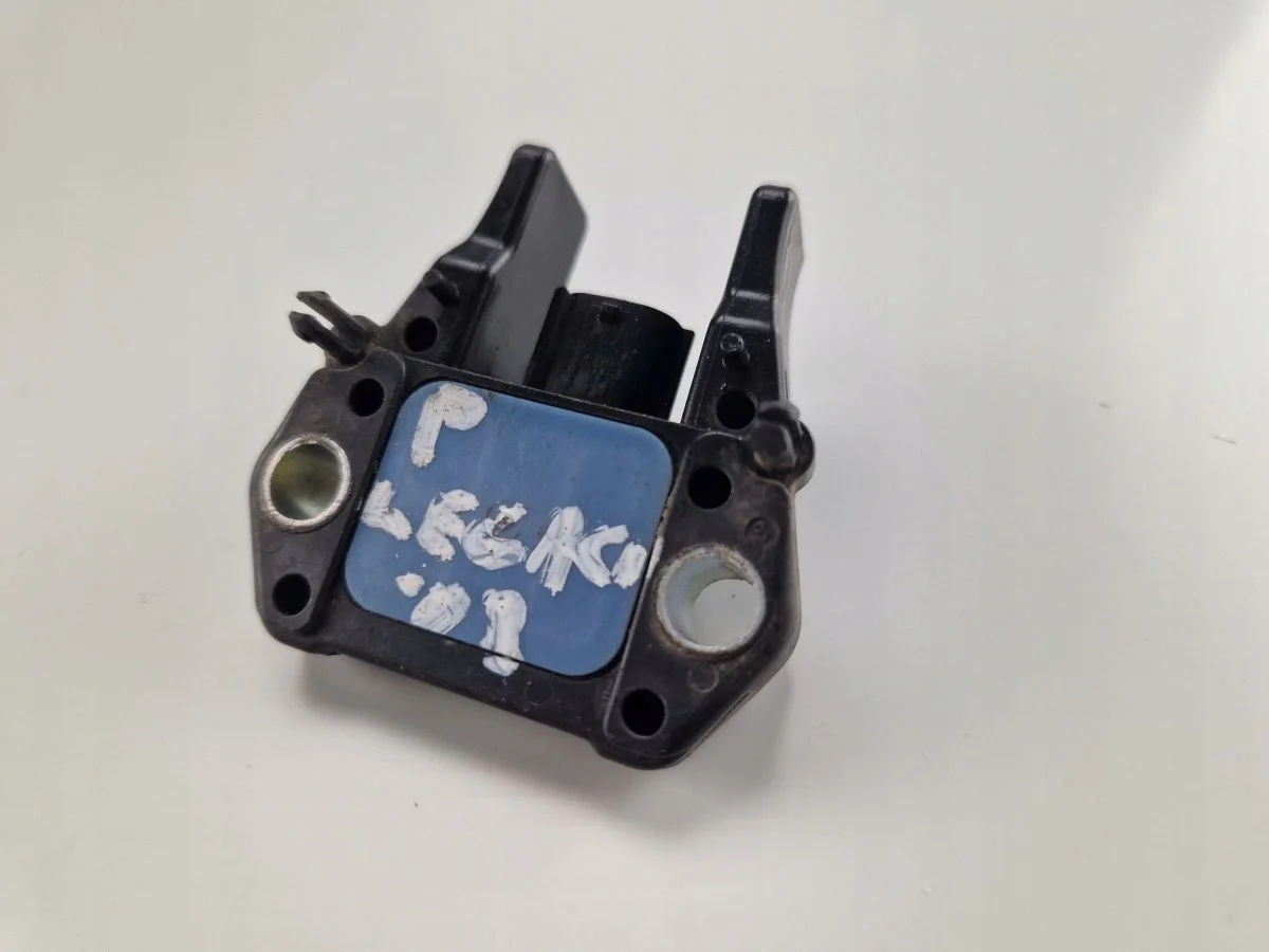 Sensor de impacto derecho Subaru Legacy IV Outback 98231AG020