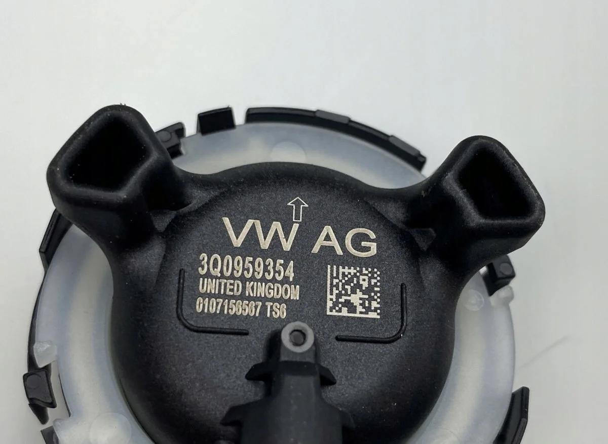 VW Passat B8 Side Collision Sensor Left 3Q0959354 thumbnail 1