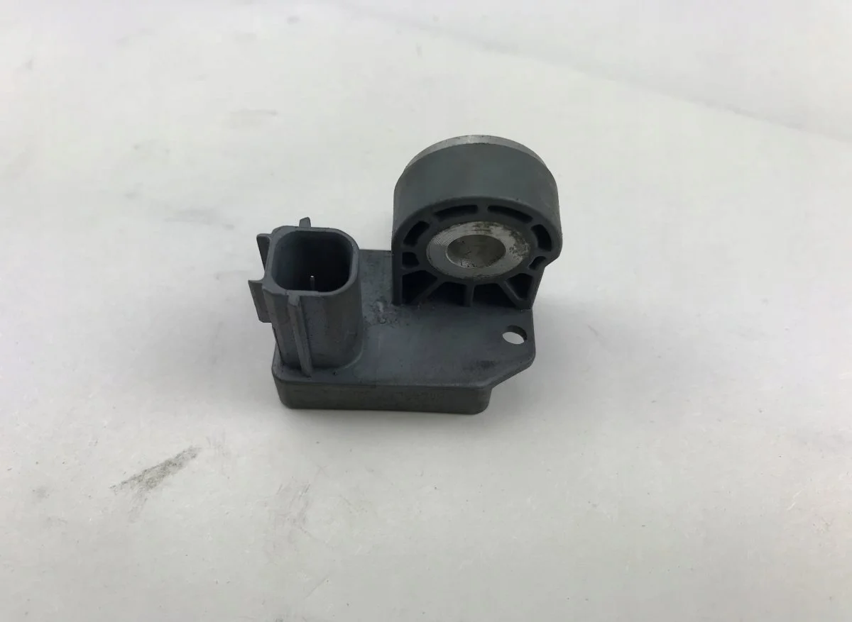 Jaguar XF X250 Sensor de choque lateral V8X23-14A686-AA