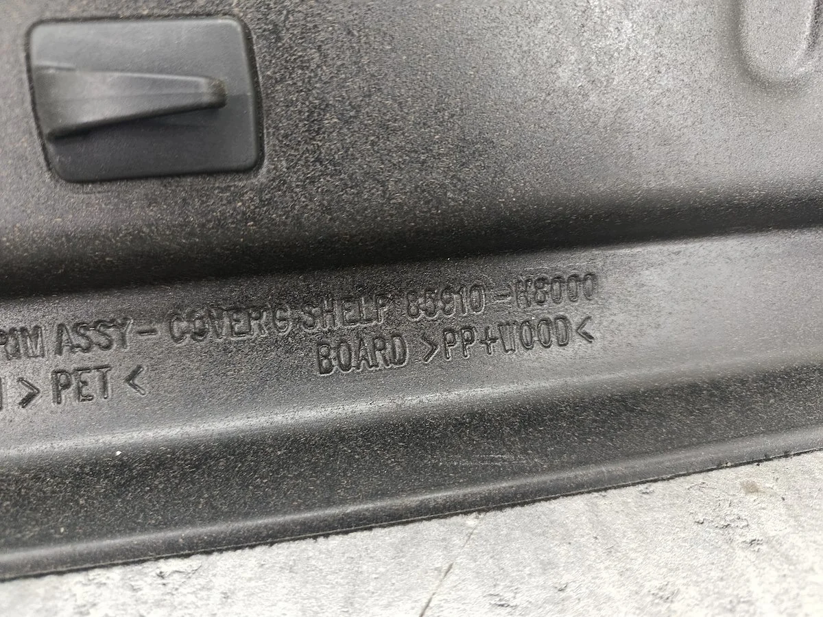 Kia Rio IV Tavaratilan hylly 85910-H8000 image 6
