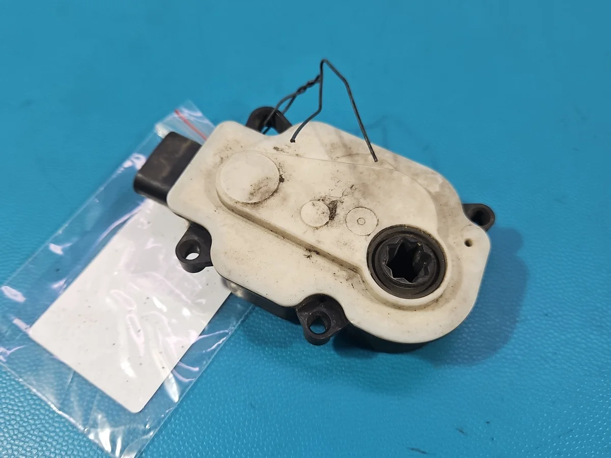 Motor persiana Peugeot 508 9673420580