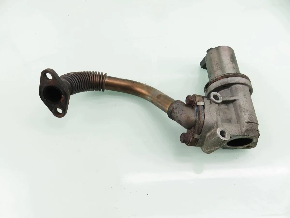 EGR-venttiili Hyundai i30 1.6 CRDi M1154723-284102A120