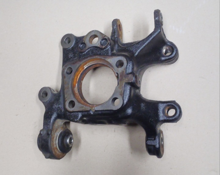 Mozzo ruota posteriore destra Lexus NX RAV4 05-18