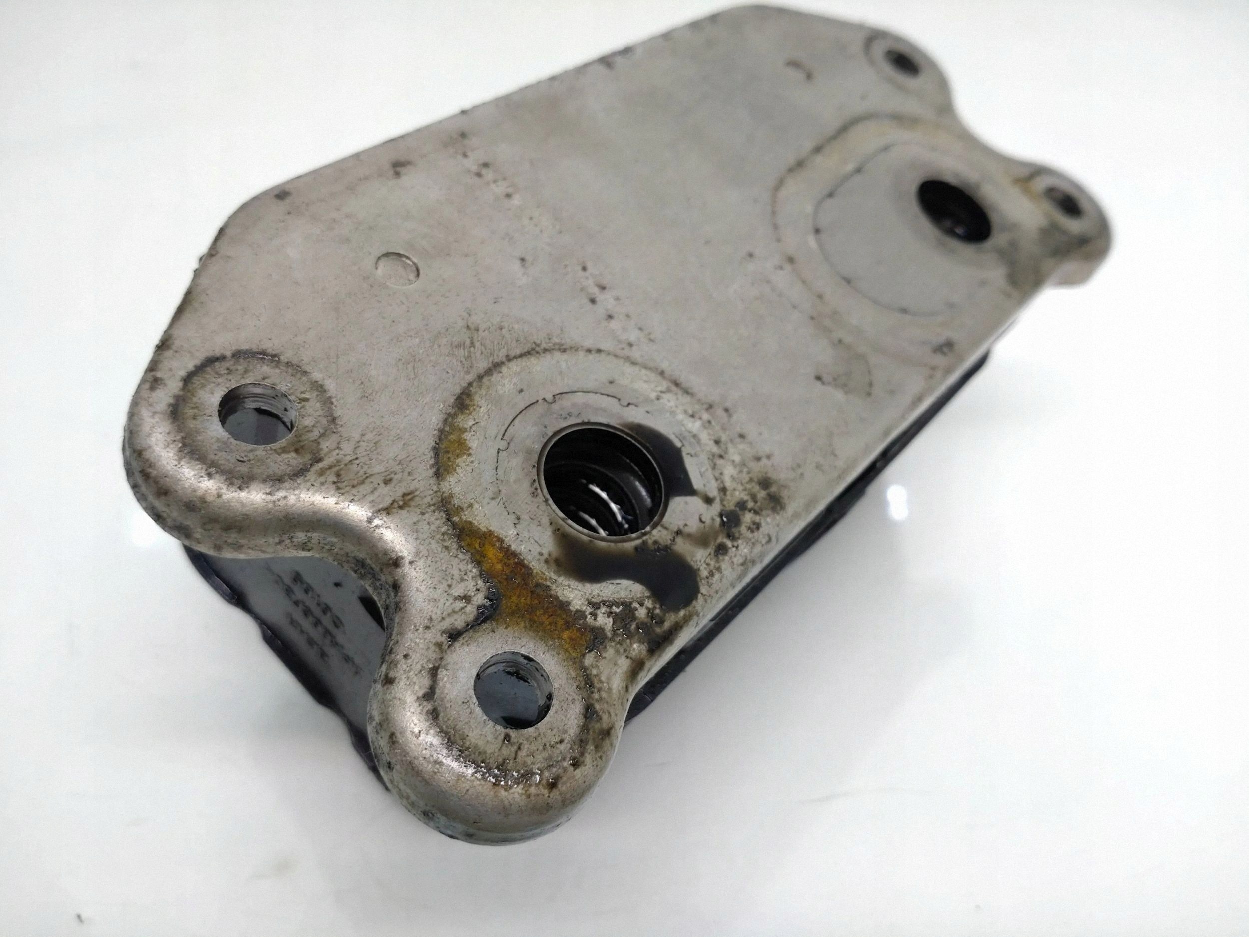 Volvo OE 30751937 Öljynjäähdytin image 4