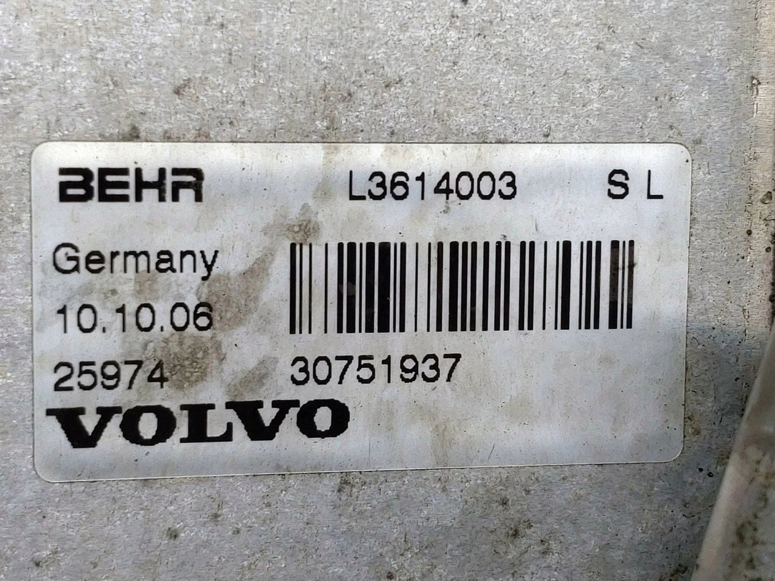 Volvo OE 30751937 Öljynjäähdytin image 8