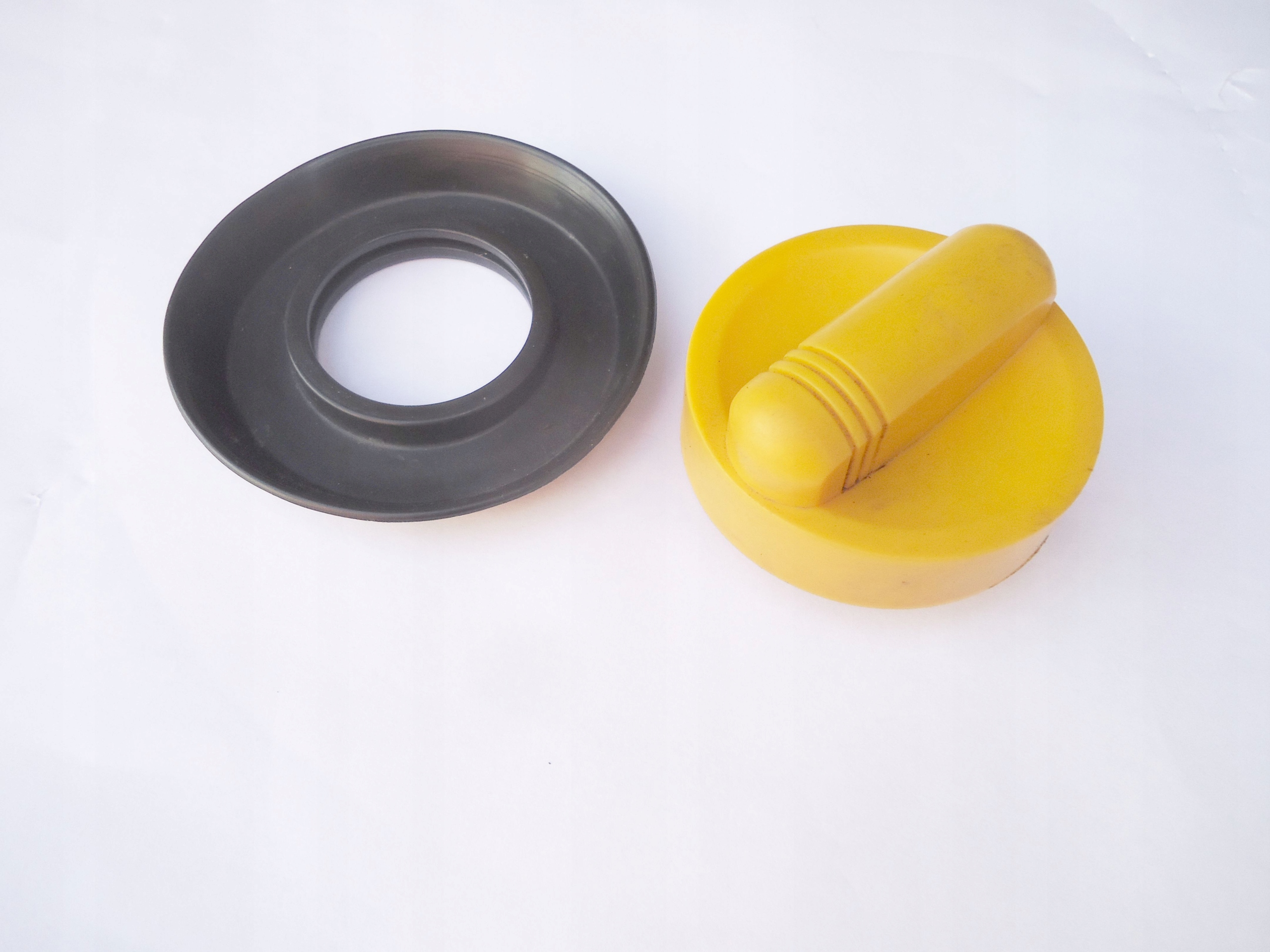 Oljefyllkork OEM 152104437R för Renault Clio image 2