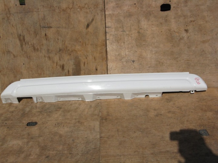 BMW X3 E83 2006-2010 M-Pakiet left sill trim