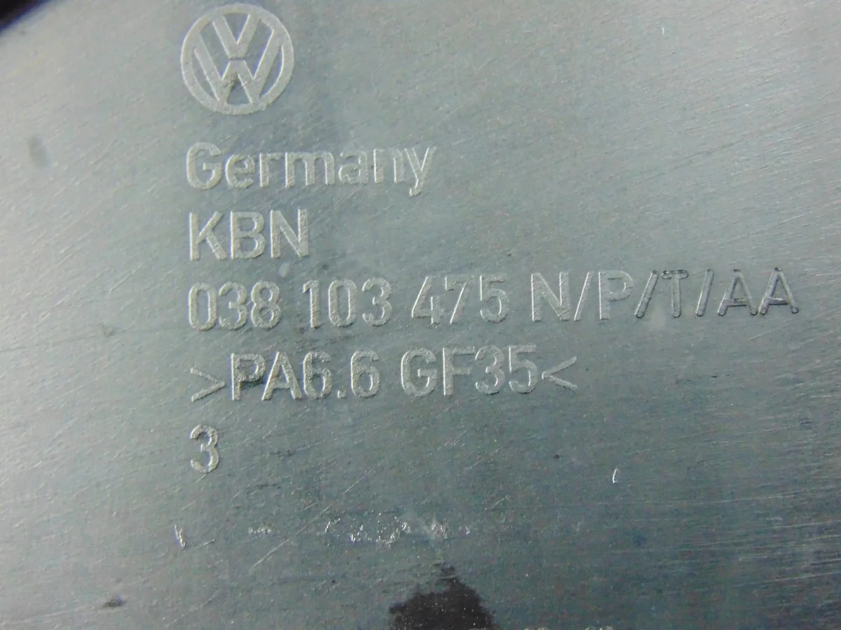 Tampa de Válvulas VW 1.9 TDI OE 038103469AD image 4