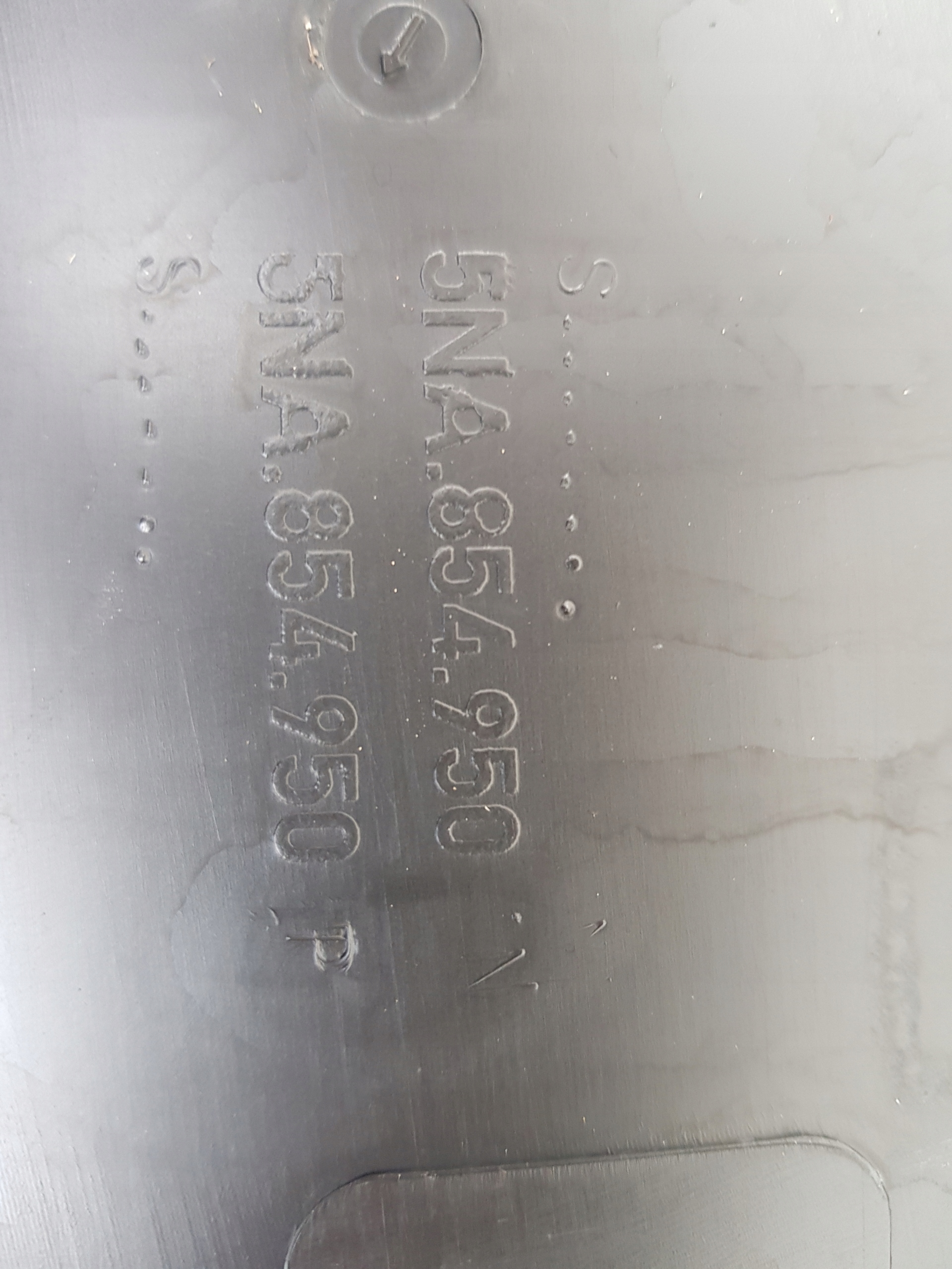Daklijst rechts achter VW Tiguan II 5NA854950N image 5