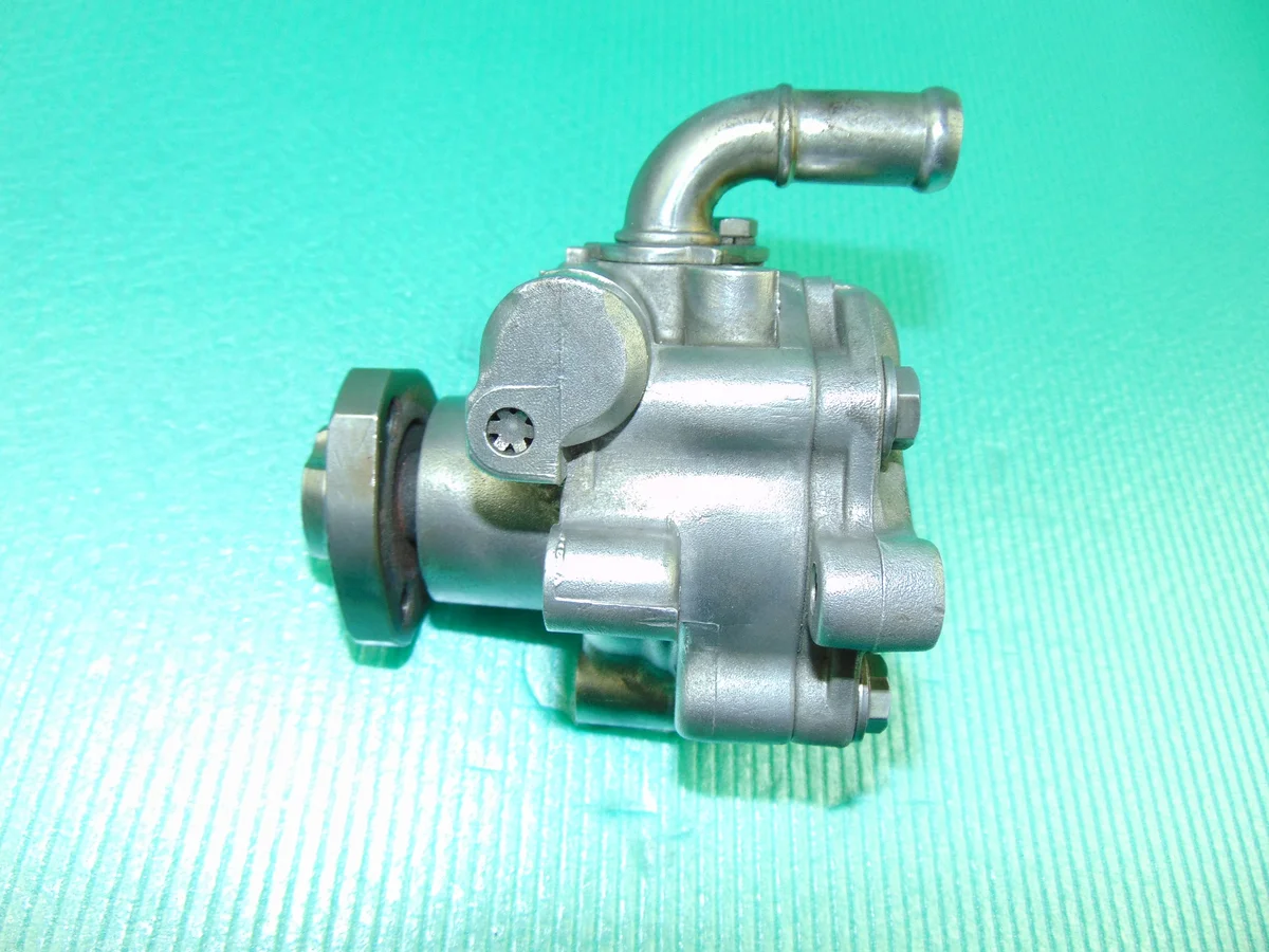 Audi Servopump 7M0145157AA Begagnad