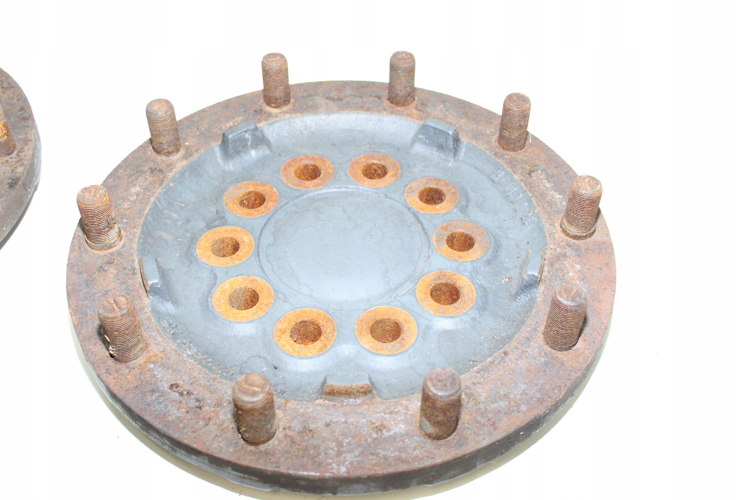 Actros MP4 Front Brake Disc Hub Plate A9603341045 image 2