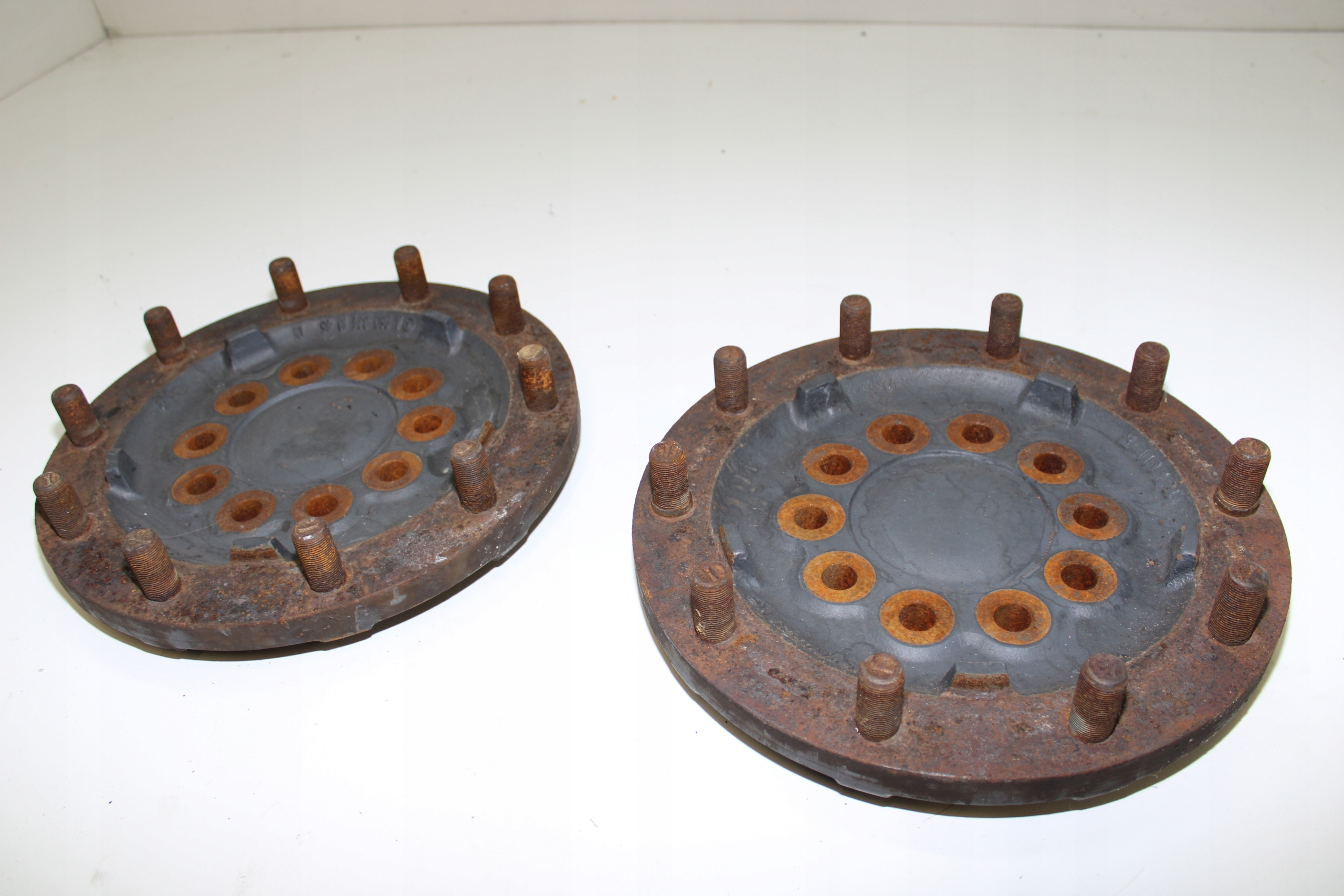 Actros MP4 Front Brake Disc Hub Plate A9603341045 image 3