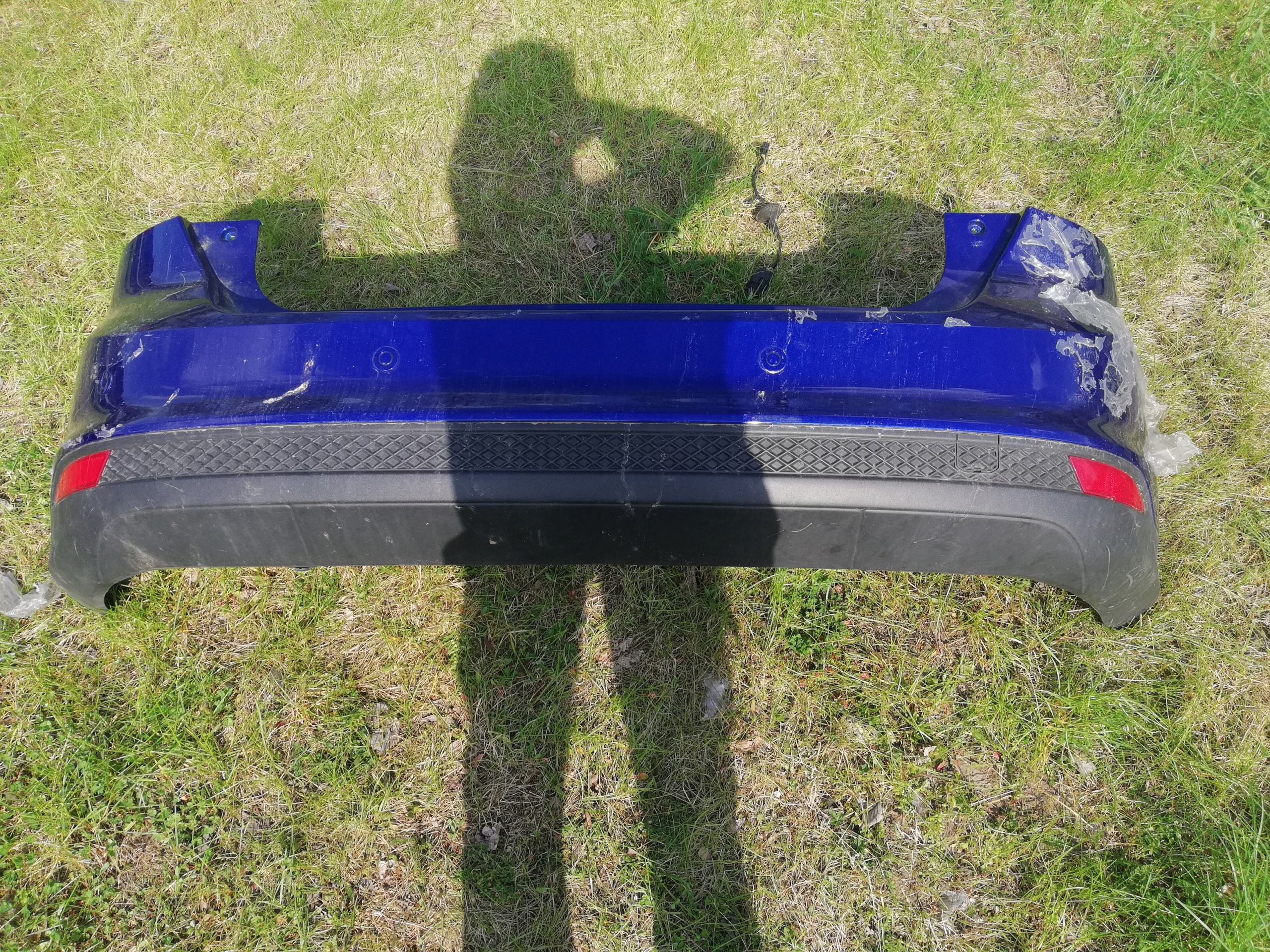 Para-choque traseiro Ford Focus MK3 HB 2011-2014 image 2
