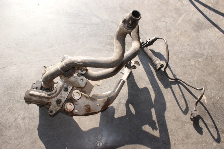 VOLVO XC90 V90 II Water Pump 31686005 31368537